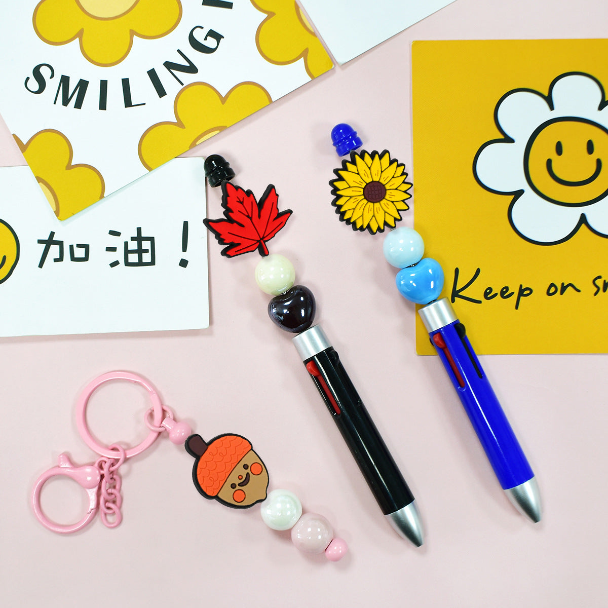 Wholesale Random 100pcs/pack  Thanksgiving-themed cartoon soft rubber beads